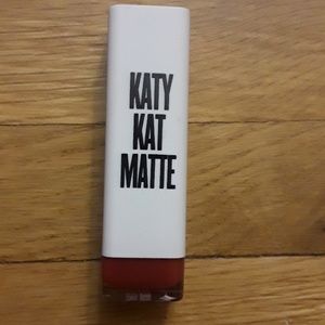 Covergirl Katy Kat Matte Lipstick